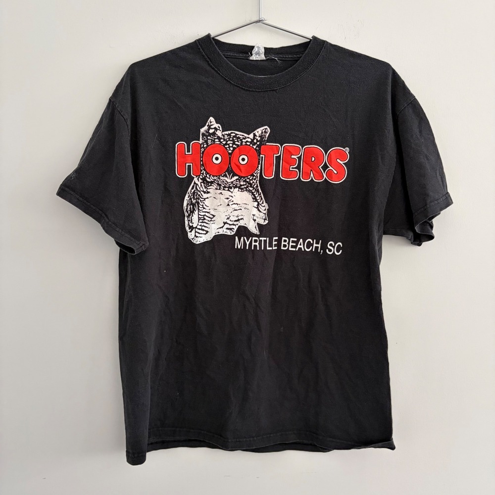 Hooters Myrtle Beach SC Owl Logo Black Graphic T-Shirt Mens Large